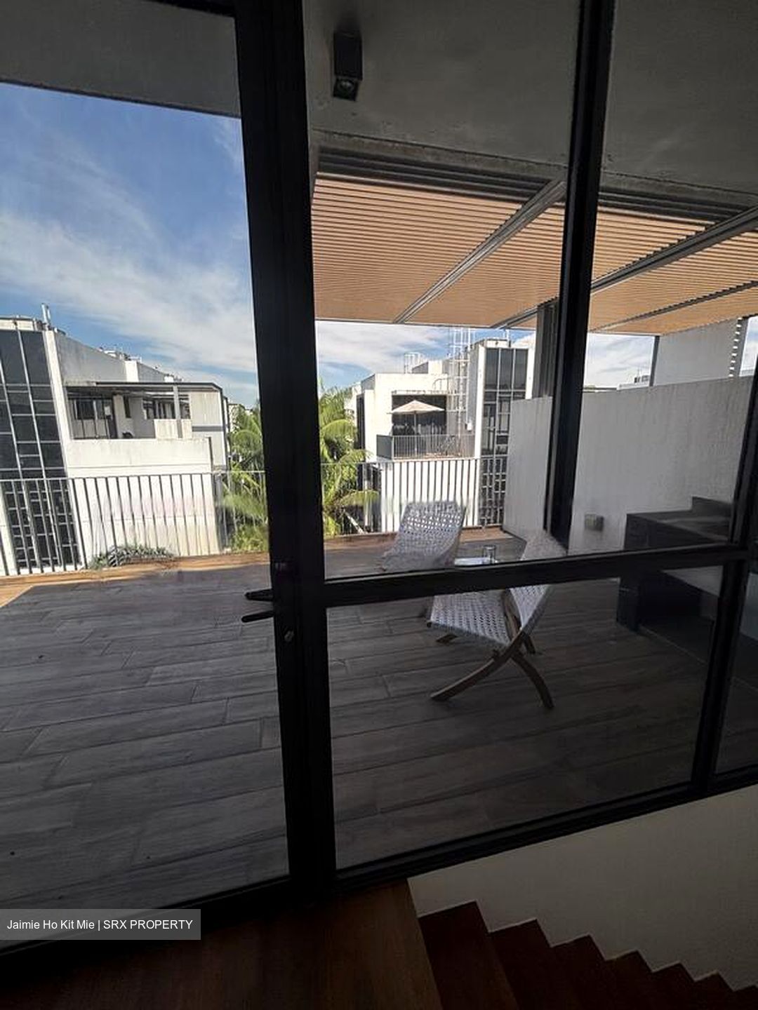 Sunrise Avenue (D28), Terrace #485869071